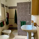La Casetta In Fondo All'orto شقة فياريجيو