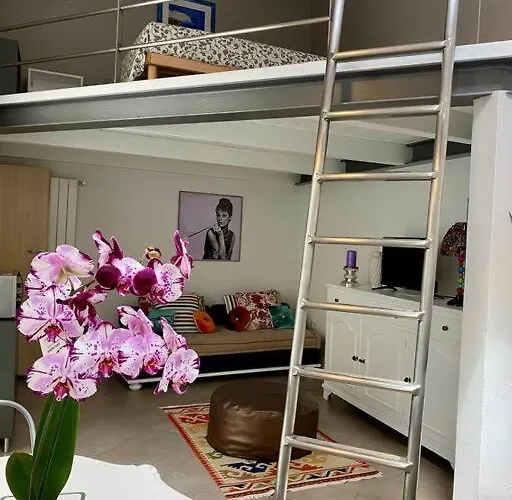 La Casetta In Fondo All'orto * Viareggio